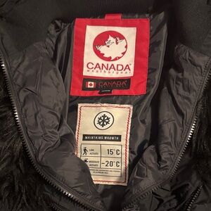 Canada Weather Gear Women's Black Ski Jacket